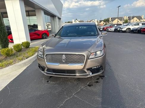 Used 2018 Lincoln Continental Select w/ Continental Climate Package FWD image 7