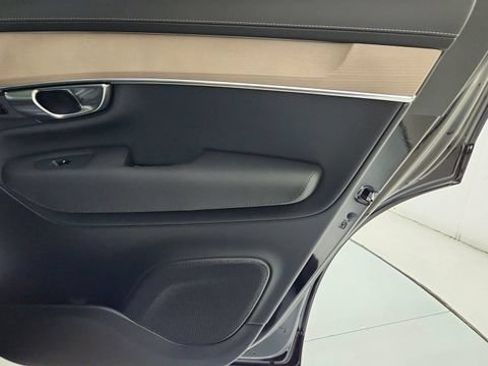 New 2026 Volvo XC90 B6 Plus w/ Protection Package AWD/4WD image 35