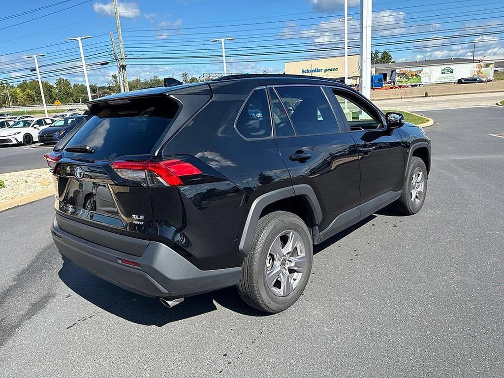 Certified 2025 Toyota RAV4 XLE AWD/4WD image 10