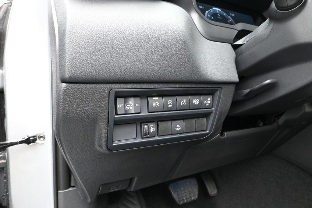 Used 2024 Toyota Tundra Limited w/ Power Package AWD/4WD image 15