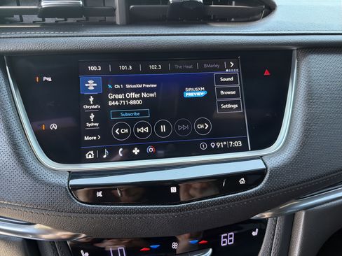 Used 2020 Cadillac XT5 Premium Luxury AWD/4WD image 33