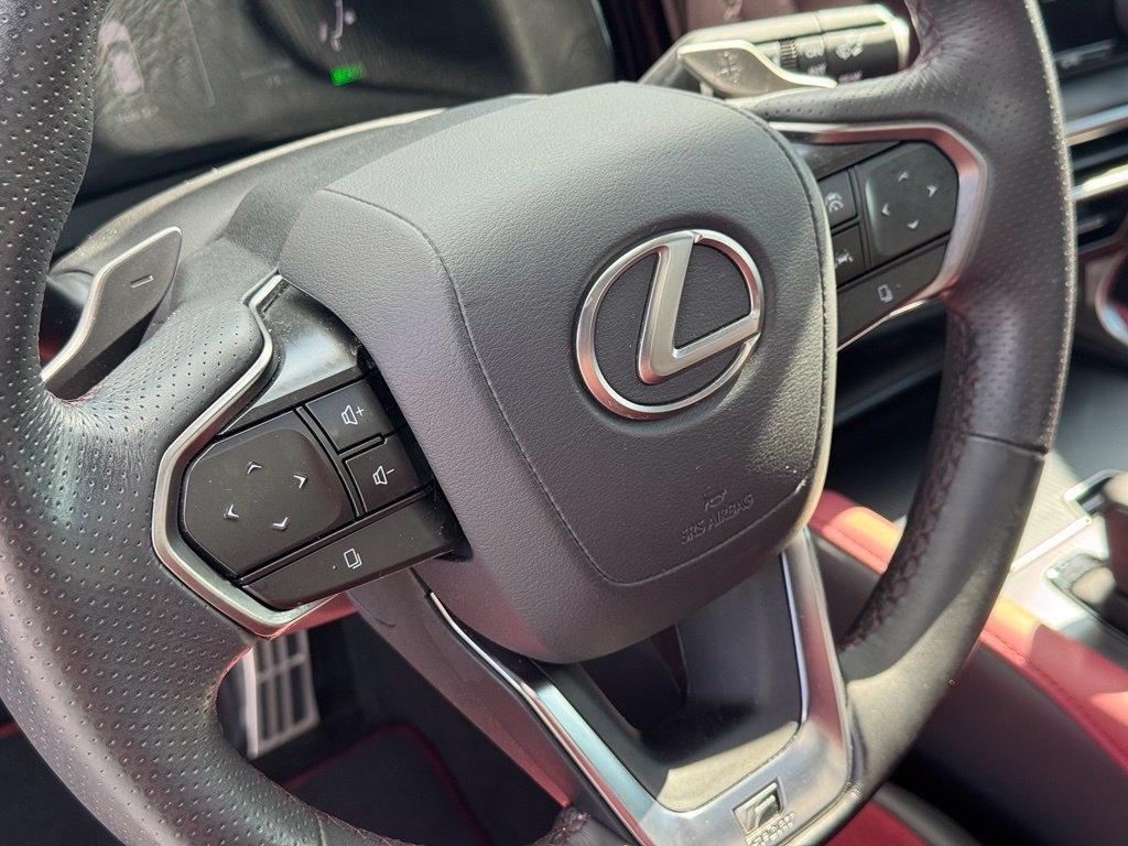 Used 2024 Lexus RX 500h F Sport w/ Cold Area Package AWD/4WD image 17
