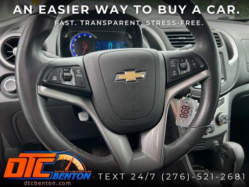 Used 2016 Chevrolet Trax LT w/ LT Convenience Package FWD image 7