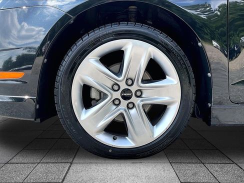 Used 2012 Ford Fusion Sport FWD image 8