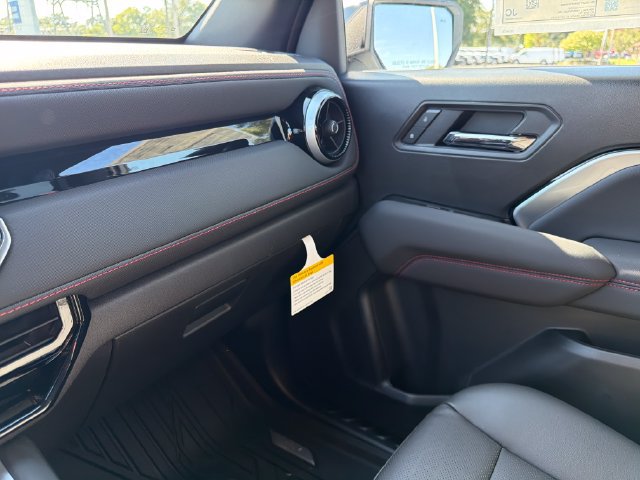 New 2026 Chevrolet Colorado Z71 w/ Technology Package AWD/4WD image 29