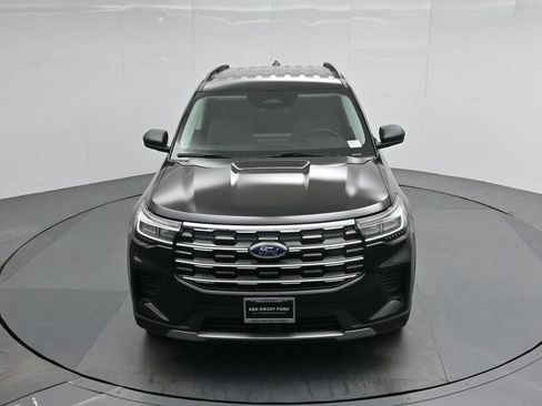 New 2026 Ford Explorer Active RWD image 37