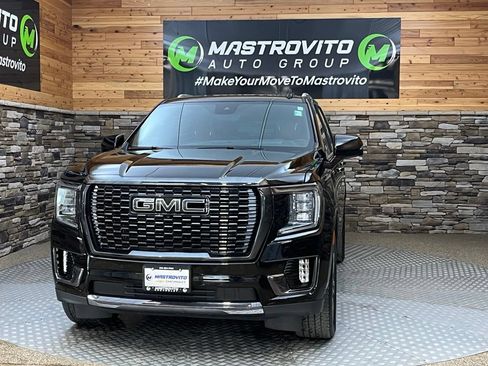 Used 2023 GMC Yukon Denali Ultimate AWD/4WD image 7