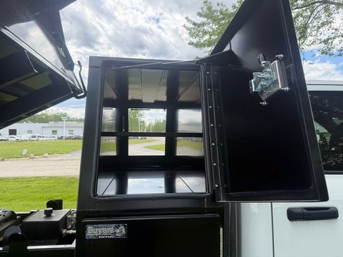 New 2024 RAM 5500 Tradesman AWD/4WD image 52