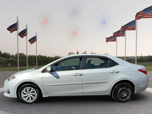 Used 2017 Toyota Corolla L FWD image 4