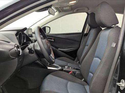 Used 2018 Toyota Yaris iA FWD image 14