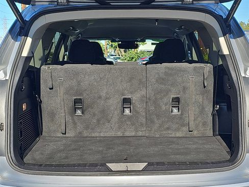 Certified 2023 Subaru Ascent Premium w/ Convenience Package image 13