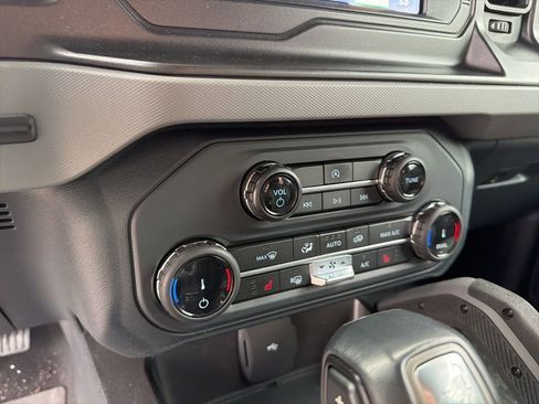 Used 2022 Ford Bronco Big Bend image 8