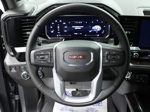 New 2026 GMC Sierra 1500 Elevation w/ Elevation Premium Package AWD/4WD image 17