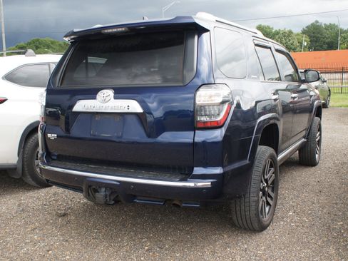 Used 2016 Toyota 4Runner Limited AWD/4WD image 5