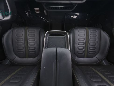 Used 2022 Rivian R1T Launch Edition AWD/4WD image 27