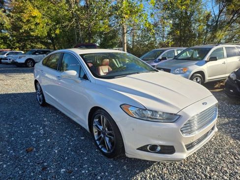 Used 2014 Ford Fusion Titanium image 3