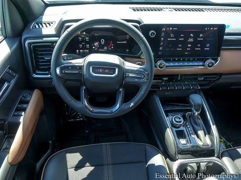 New 2025 GMC Canyon AT4 image 11