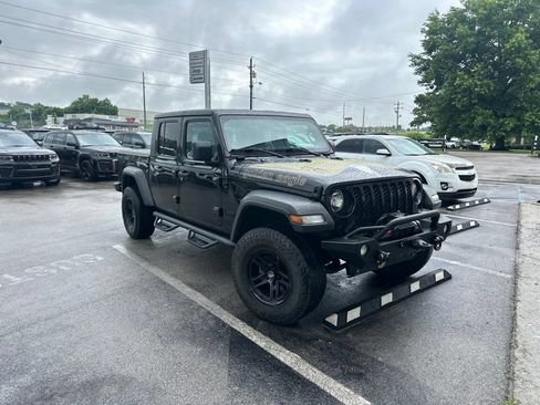 Used 2020 Jeep Gladiator Sport w/ Quick Order Package 24S AWD/4WD image 2