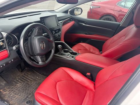Used 2024 Toyota Camry XSE FWD image 4