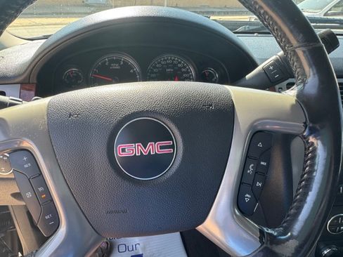 Used 2011 GMC Sierra 2500 SLT w/ SLT Convenience Package image 9