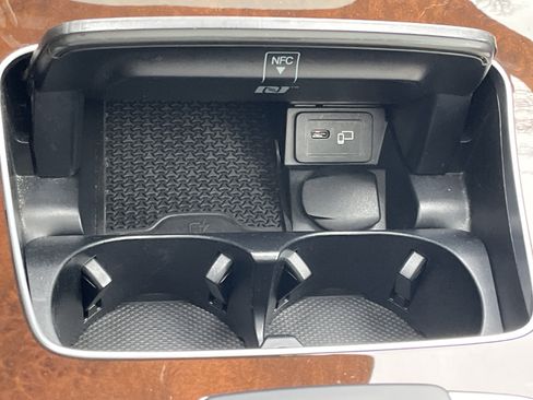 Certified 2022 Mercedes-Benz E 450 4MATIC Sedan image 33