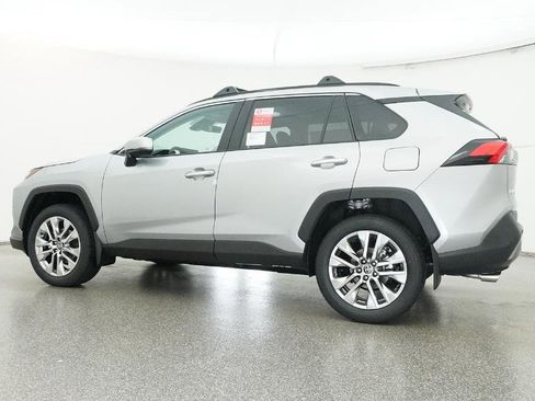 New 2025 Toyota RAV4 Limited image 12
