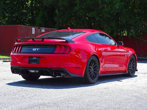 Used 2020 Ford Mustang GT Premium RWD image 12