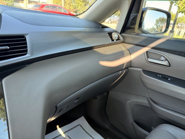 Used 2012 Honda Odyssey Touring Elite image 38