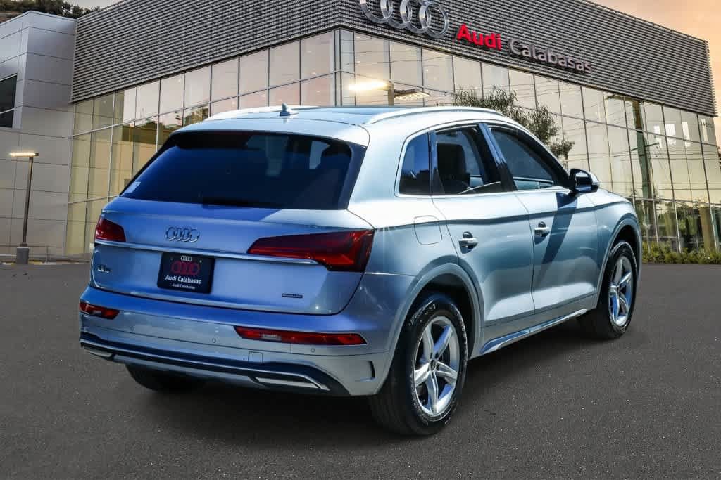 Used 2022 Audi Q5 2.0T Premium w/ Convenience Package AWD/4WD image 6