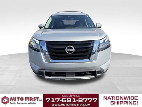 Used 2024 Nissan Pathfinder SL w/ SL Premium Package AWD/4WD image 8