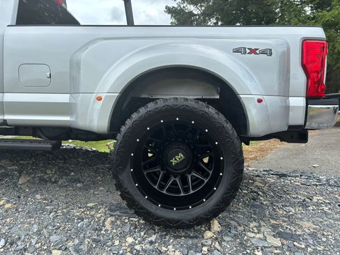 Used 2019 Ford F350 XLT AWD/4WD image 24