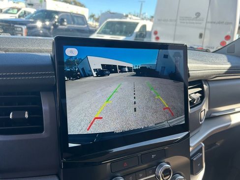 Used 2022 Ford Expedition XLT image 14