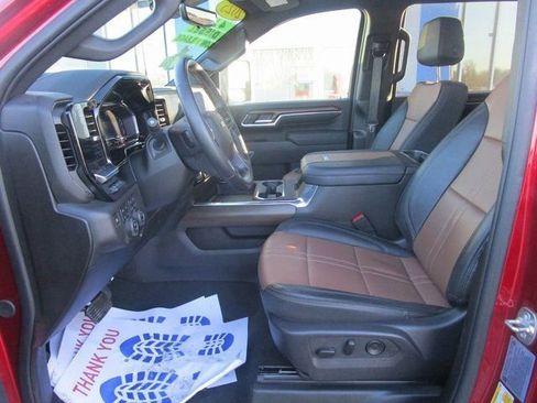 Certified 2025 Chevrolet Silverado 2500 High Country w/ Technology Package AWD/4WD image 17