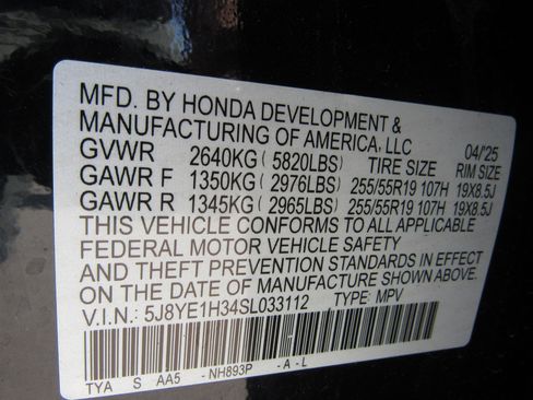 Certified 2025 Acura MDX SH-AWD image 32