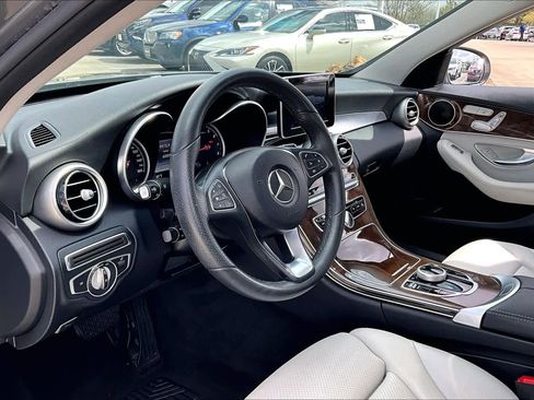 Used 2018 Mercedes-Benz C 300 Sedan image 15