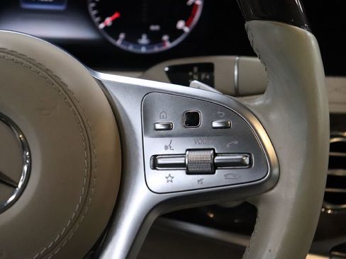 Used 2019 Mercedes-Benz S 560 4MATIC Sedan image 29