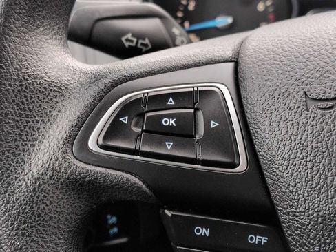 Used 2015 Ford Focus SE image 24