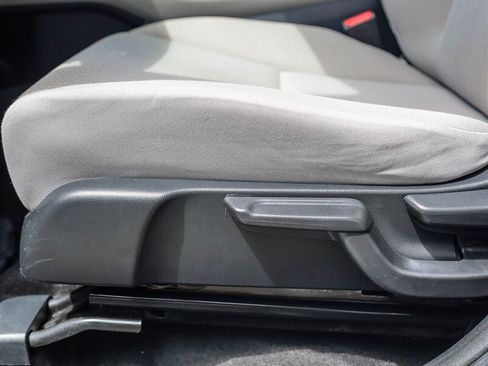 Used 2017 Honda HR-V EX image 28