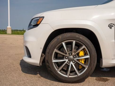 Used 2018 Jeep Grand Cherokee Trackhawk AWD/4WD image 12