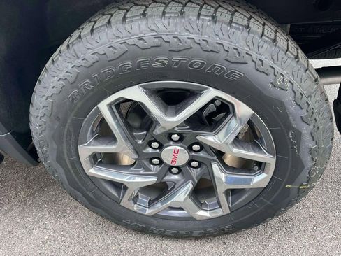 New 2026 GMC Sierra 1500 SLT w/ SLT Premium Plus Package AWD/4WD image 12