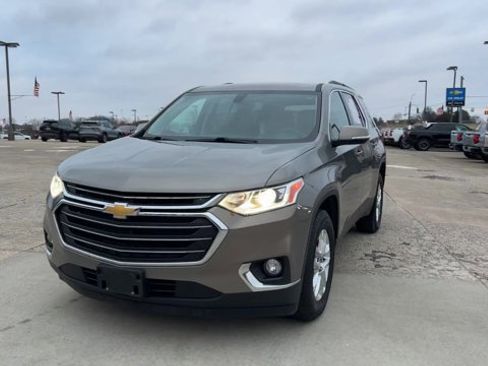 Used 2019 Chevrolet Traverse LT image 4