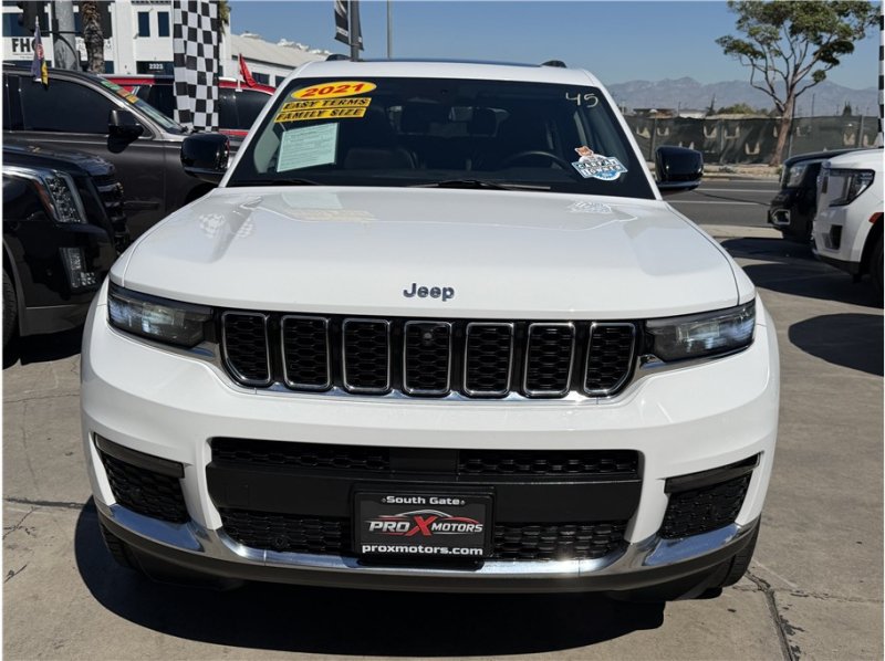 Used 2021 Jeep Grand Cherokee L Limited w/ Luxury Tech Group II AWD/4WD image 2