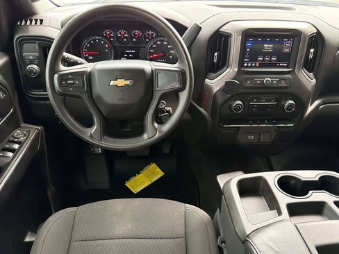 Used 2020 Chevrolet Silverado 1500 Custom w/ Custom Value Package RWD image 14
