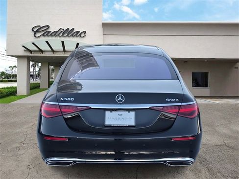 Used 2021 Mercedes-Benz S 580 S 580 4D Sedan image 4