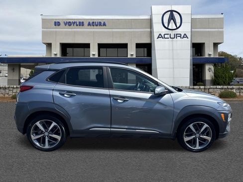 Used 2021 Hyundai Kona Ultimate FWD image 4
