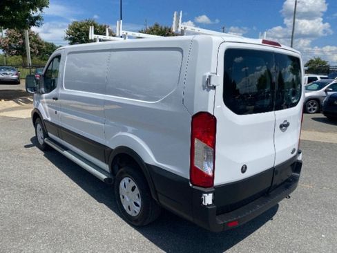 Used 2022 Ford Transit 250 Low Roof w/ Exterior Upgrade Package RWD image 5