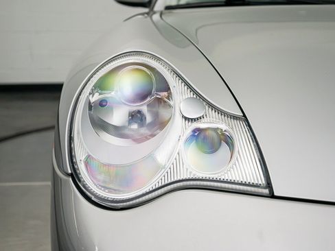 Used 2003 Porsche 911 Carrera RWD image 21