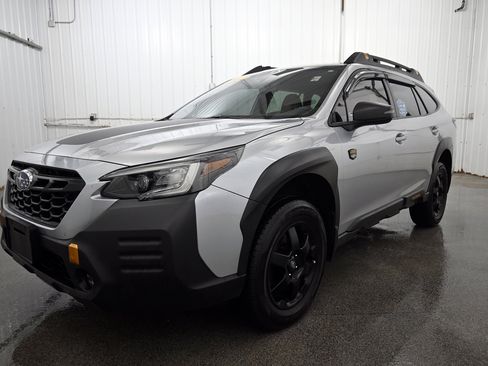Used 2022 Subaru Outback Wilderness image 23