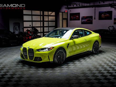 Used 2021 BMW M4 Coupe w/ M Carbon Exterior Package image 60