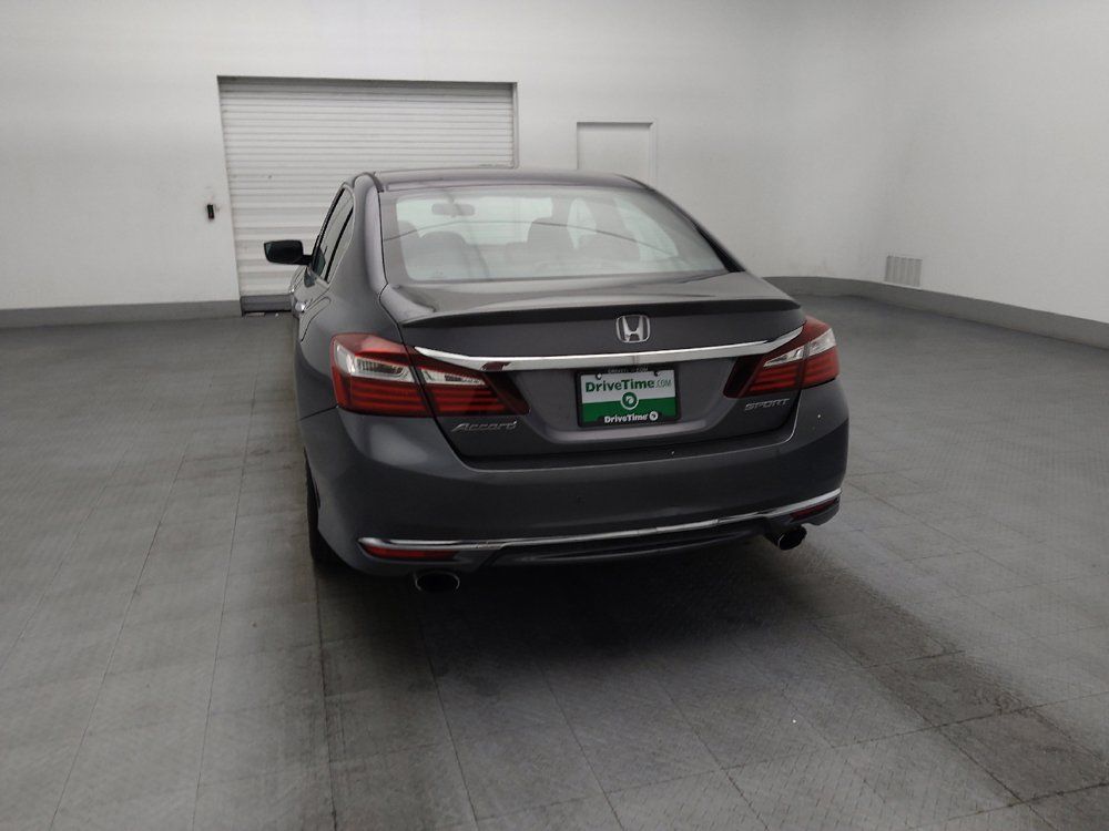 Used 2017 Honda Accord Sport image 6